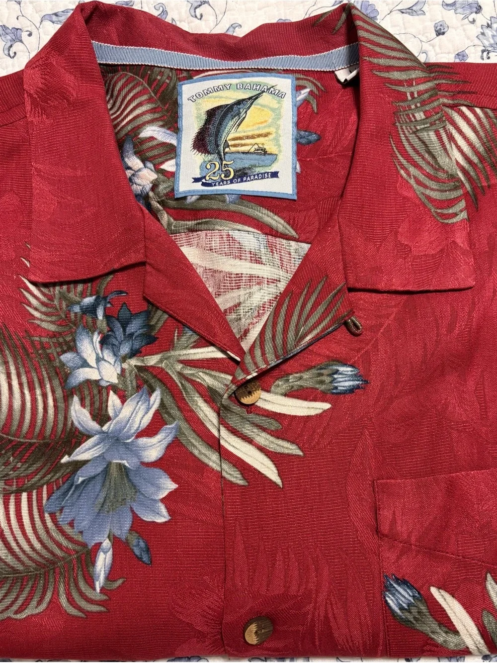 Tommy Bahama Men's L Red Hawaiian Aloha Shirt TB93 25 Years Paradise Floral silk